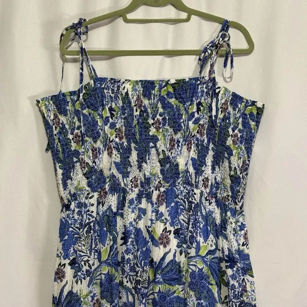 Hailey & Co Women's Plus Size 3X Blue Floral Smocked Tie-Strap Maxi Dress - Picture 3 of 8